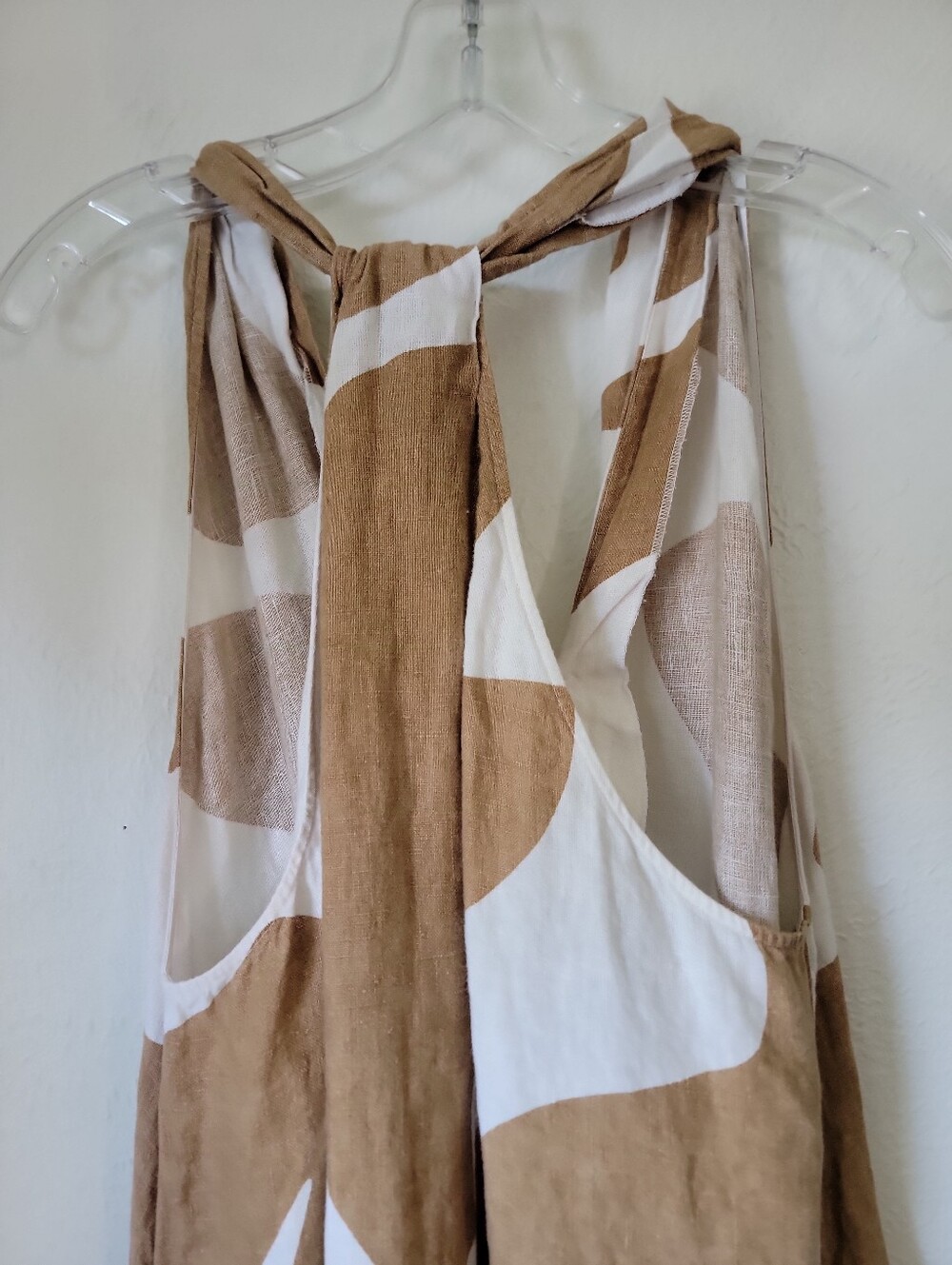 Banana Republic Beige and Cream Halter-Style 100% Linen Maxi Dress - Picture 8 of 12